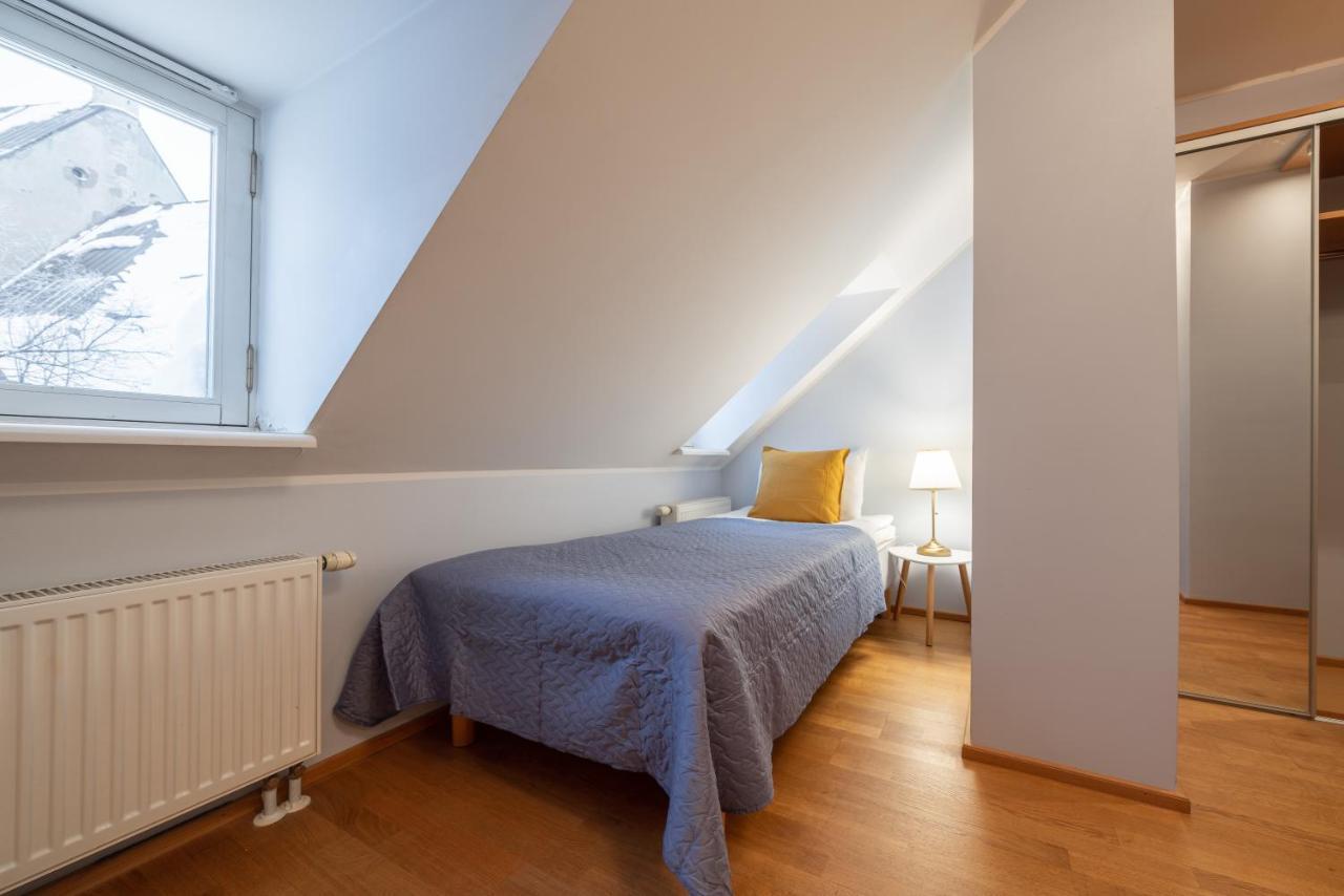 Old Town - Oleviste Apartment Ταλίν Εξωτερικό φωτογραφία