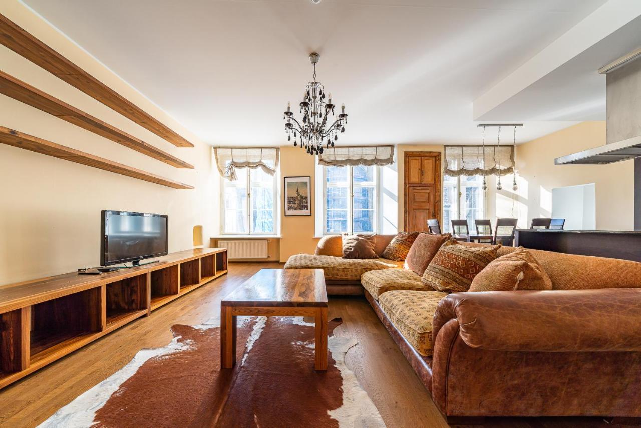 Old Town - Oleviste Apartment Ταλίν Εξωτερικό φωτογραφία